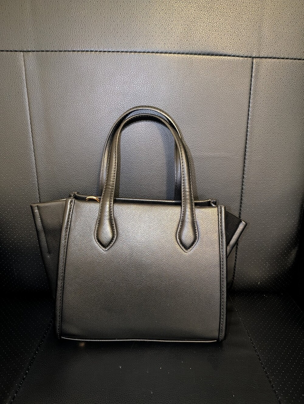 Black Purse with Shoulder Strap like NEW